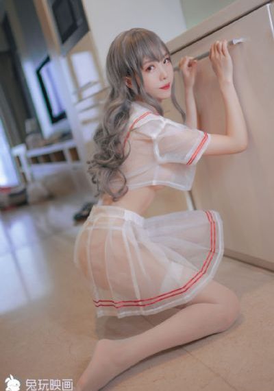 乖乖女的嫩奶女多
