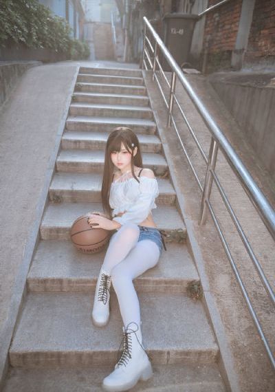 女邻居4