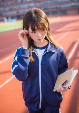 图书馆的女朋友日漫