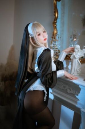 年轻善良的瘦子