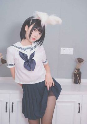 强袭魔女